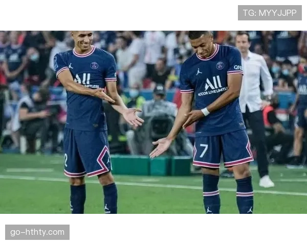 姆巴佩重返王子公园对阵旧主，巴黎防线如何应对皇马的肋部冲击？